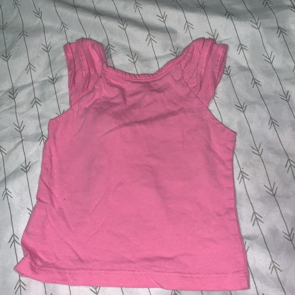 this is a 2 piece baby outfit. - Picture 7 of 8